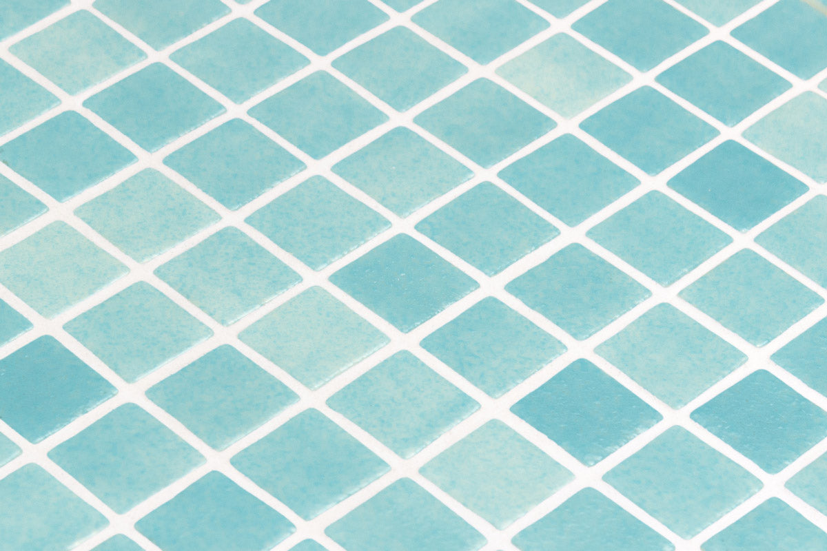 Aqualuxe Nieve Azul Aguamarina Mosaic Tile