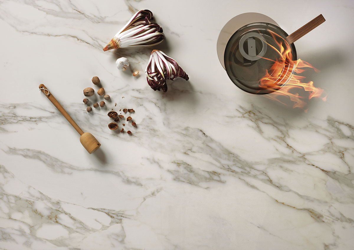 Porceluxe Calacatta Gold Marble Look Porcelain Slab